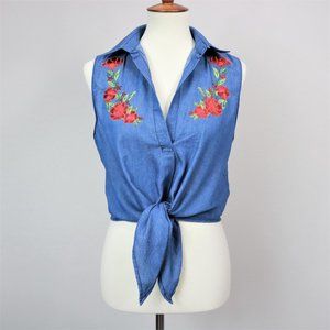 Saće Blue Chambray Floral Embroidered Tie-Front Sleeveless Blouse Women’s Size M